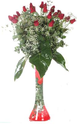  Bayburt uluslararası çiçek gönderme  19 ADET GÜL VE FIL CAM AYAGI