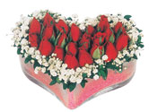  Bayburt çiçekçi telefonları  mika kalpte kirmizi güller 9 